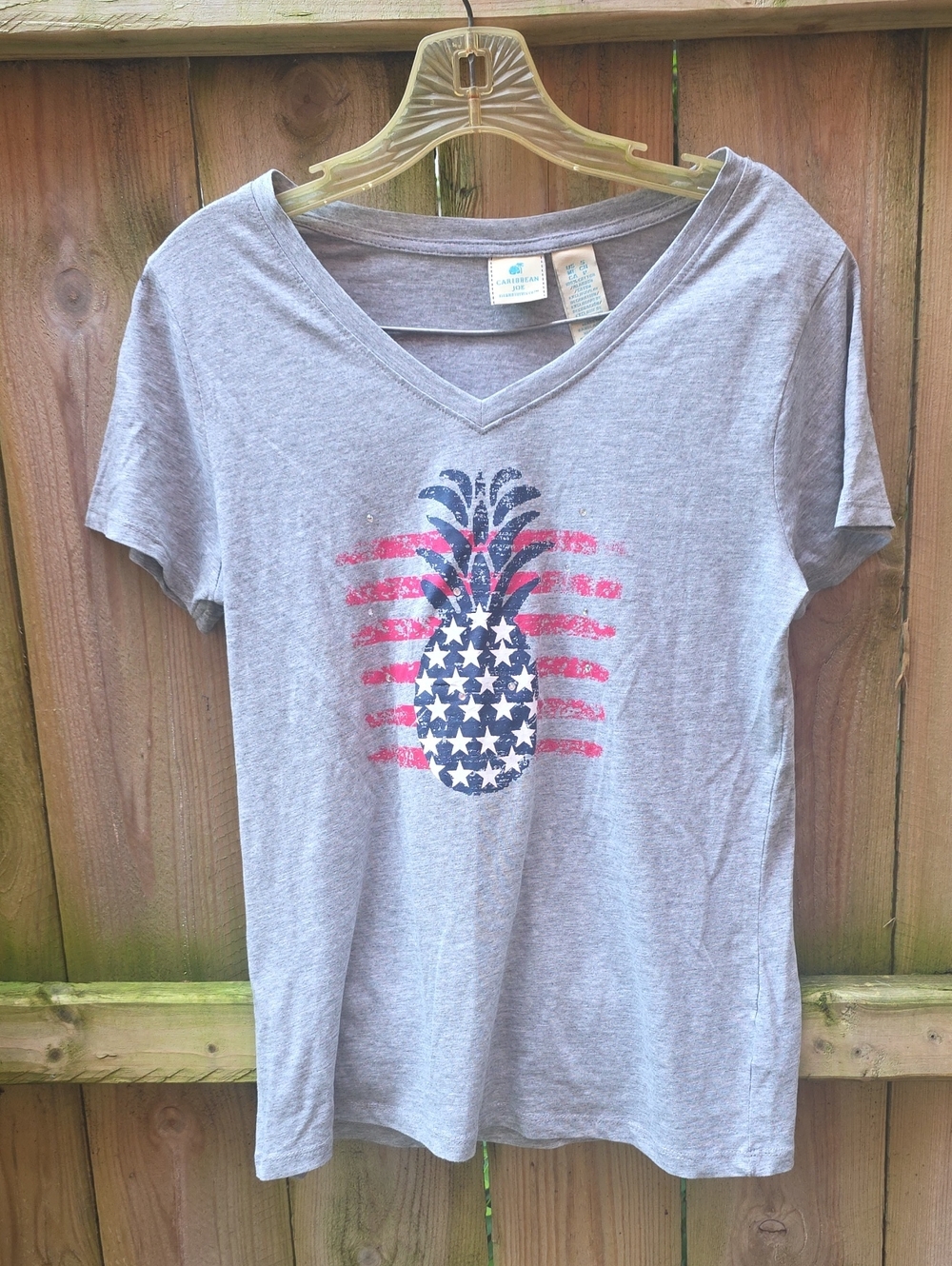 Caribbean Joe Heather Gray V-Neck Pineapple Flag Tee
